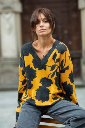 Lekki sweter z dekoltem V i wzorem w kwiaty L/XL