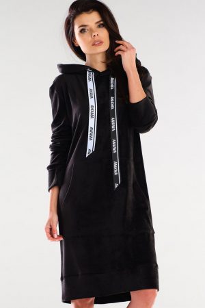 Bluzowa sukienka midi kangurka z kapturem welurowa czarna L/XL