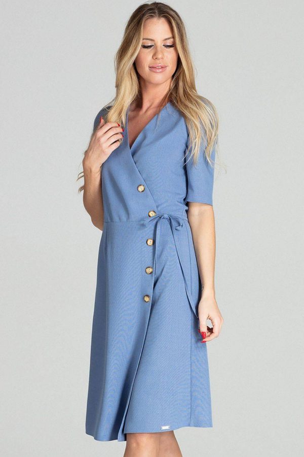 Kopertowa sukienka midi z ozdobnymi guzikami niebieska XL