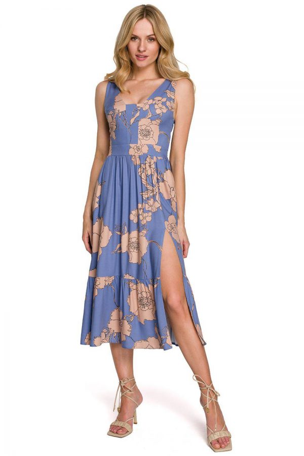 Rozkloszowana sukienka na lato w kwiaty niebieska XXL