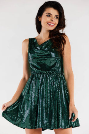 Sukienka rozkloszowana mini z lejącym dekoltem błyszcząca zielona XL